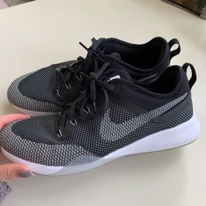 Basically new Nike Air Zoom sneakers!
